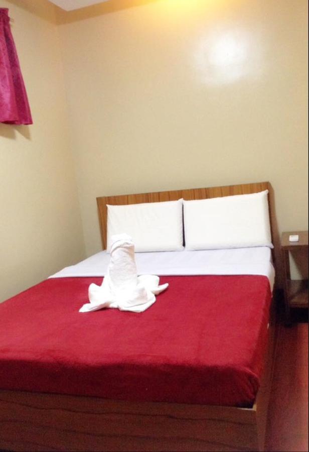 East Square Inn Bacolod Bagian luar foto