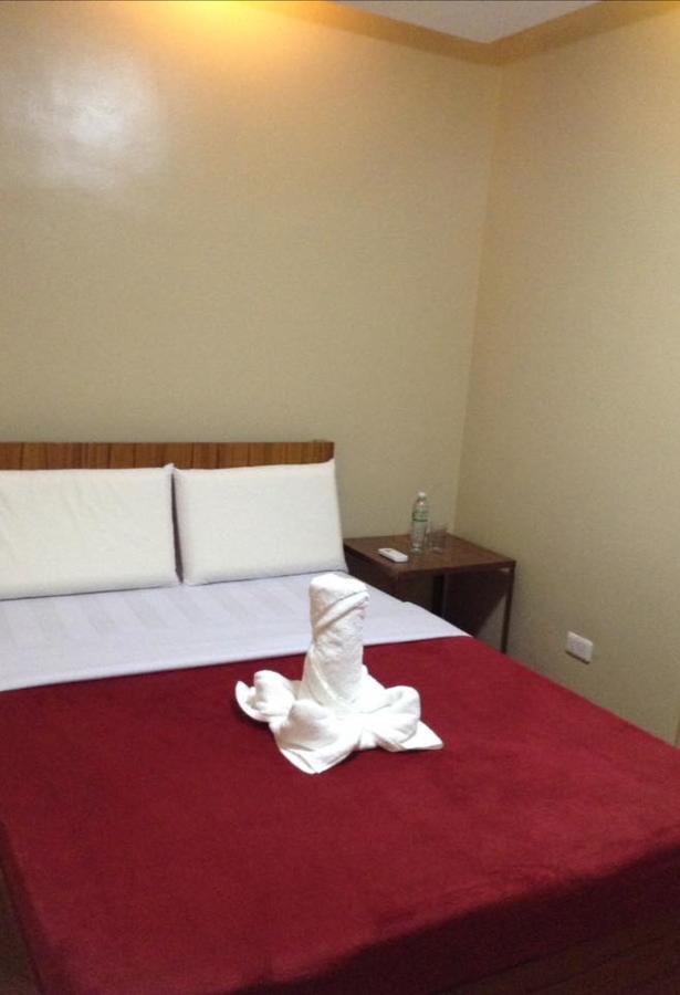 East Square Inn Bacolod Bagian luar foto